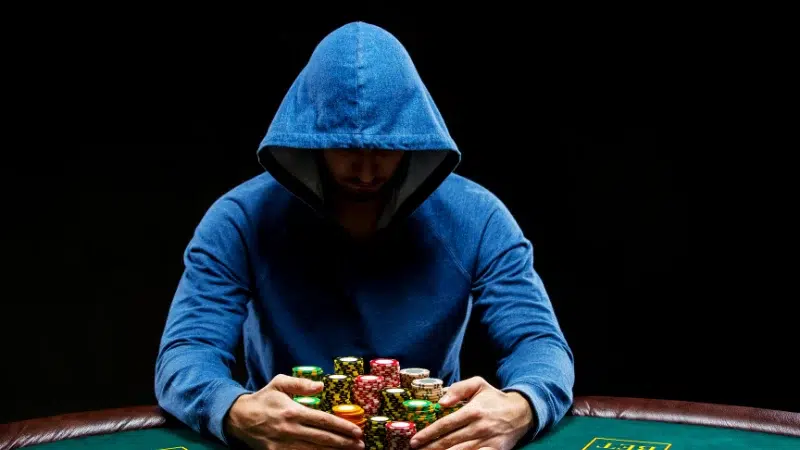 Bản chất của chơi Poker bịp